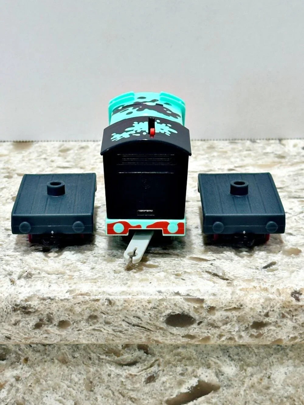 Thomas & Friends TrackMaster Motorized Frosting DIESEL 2 Flatbed Cars 2021 WORKS